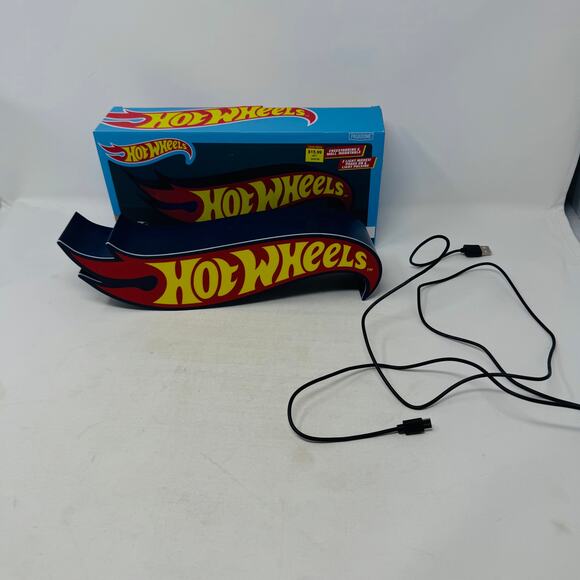 Hot Wheels Light Up LED Sign USB Powered Room Decor Kids Bedroom or Man Cave - Picture 11 of 11